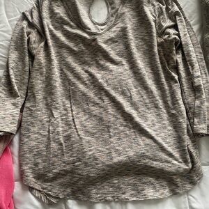 Papermoon Heathered Gray Long Sleeve Top